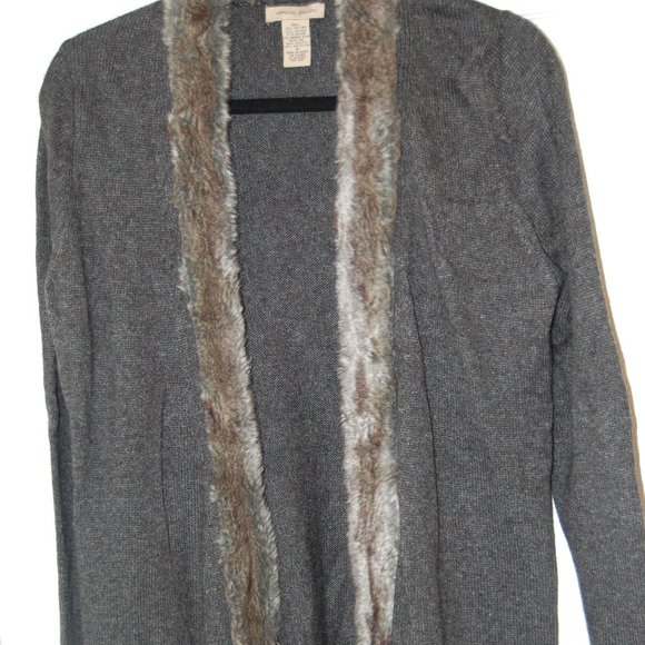 Vertical Design Women's Medium Grey Sweater W/ Faux Fur Collar & Trim - Picture 2 of 10